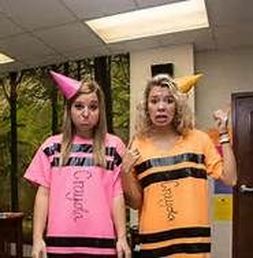 Cute twin day outfits!
